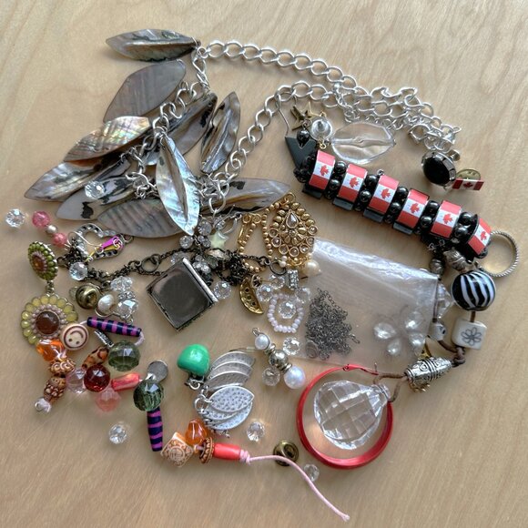 Jewelry Making Lot 4.5 lbs Fashion Costume Jewelry - Picture 9 of 9